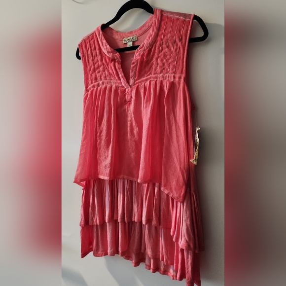 One World Ruffle Long Top - Picture 1 of 8